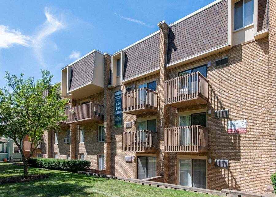 912 S Forest Ave #912-21 - Photo 7 of 18