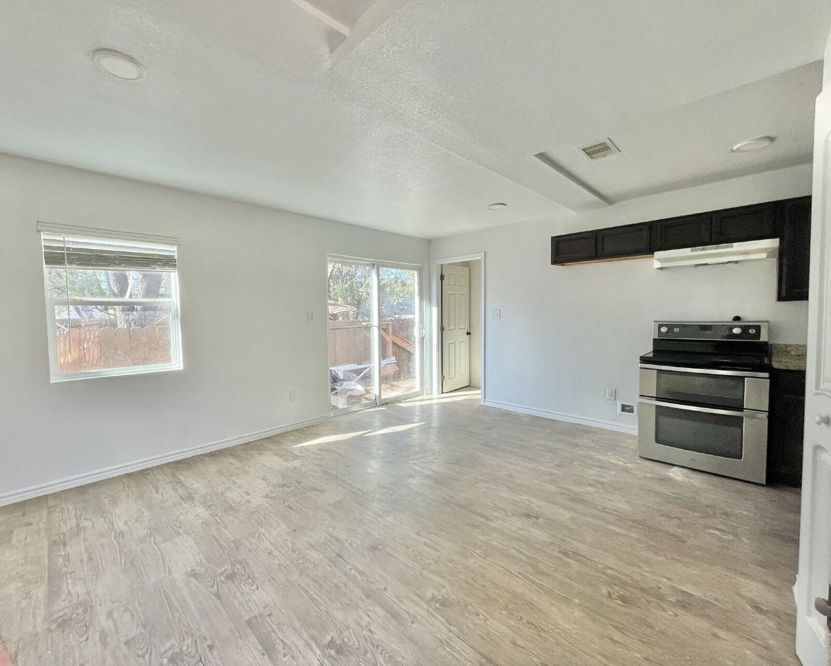 1033 Rivas St #301 - Photo 2 of 11