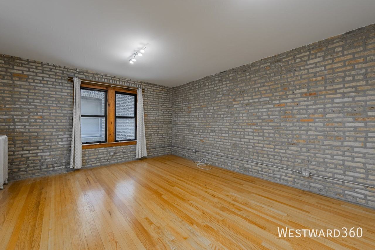 142 Clyde Ave #1W - Photo 5 of 14