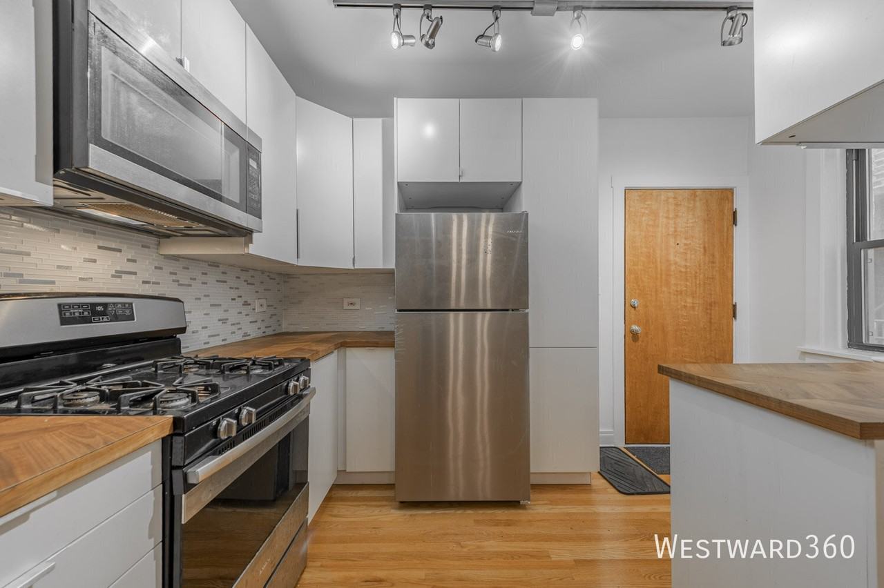 142 Clyde Ave #1W - Photo 6 of 14