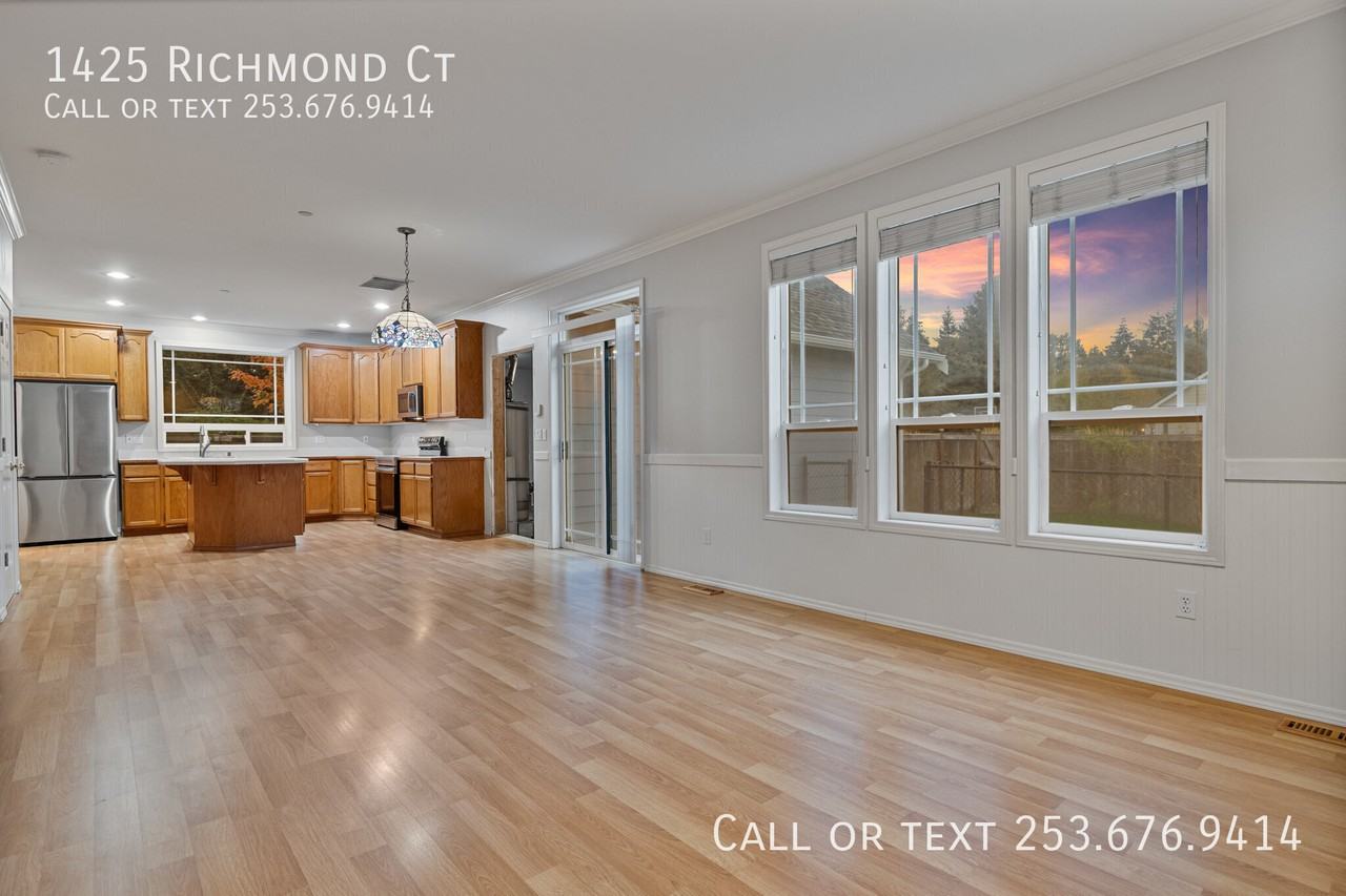 1425 Richmond Ct - Photo 6 of 29