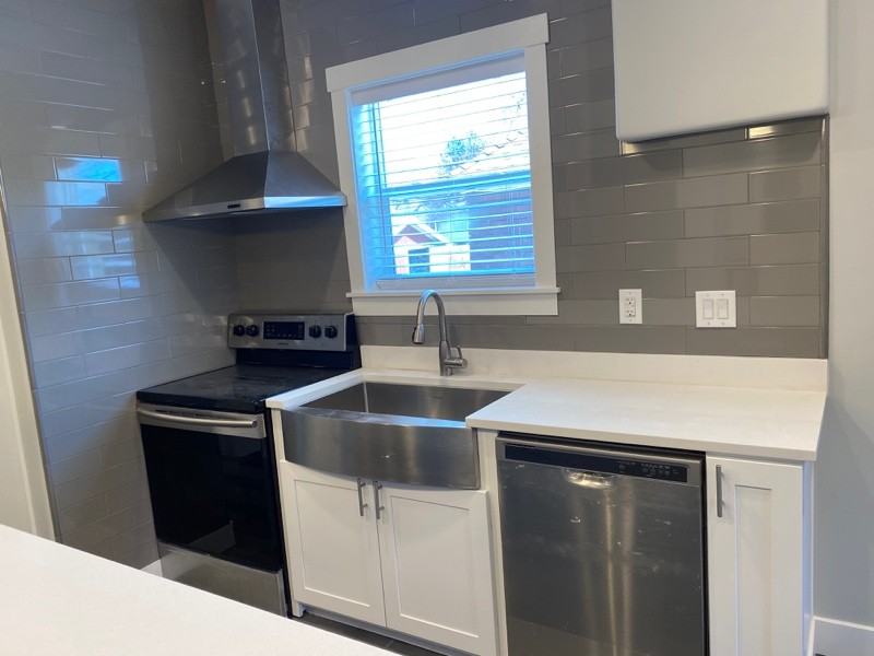 781 Eastsouth - Photo 2 of 19