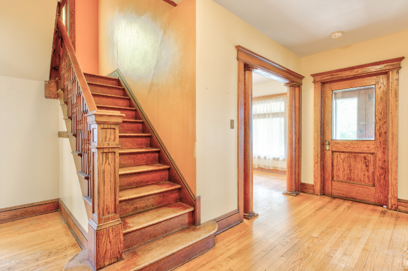 1132 Bellevue Ave - Photo 5 of 26