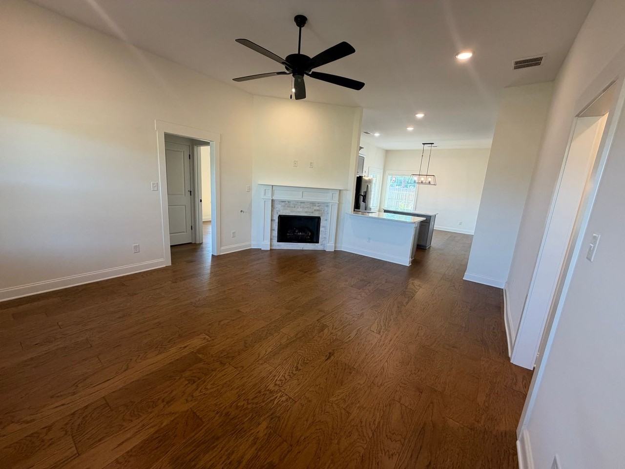 7292 Crosswinds Blvd - Photo 2 of 19