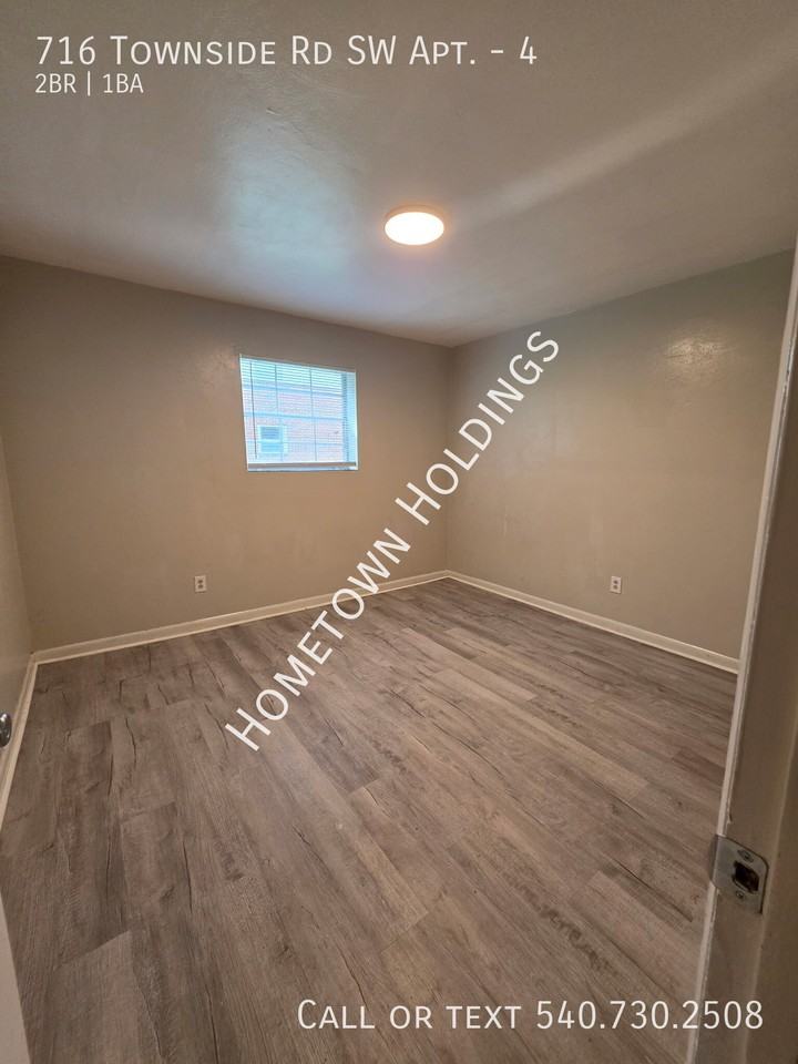 716 Townside Rd Sw #4 - Photo 5 of 20
