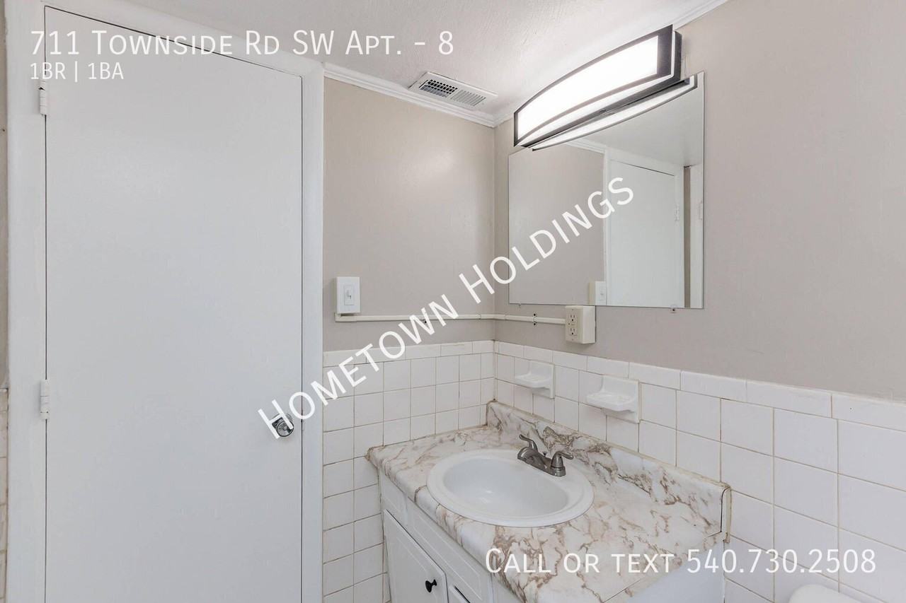 711 Townside Rd Sw #8 - Photo 6 of 17