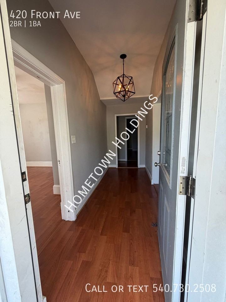 420 Front Ave - Photo 2 of 18