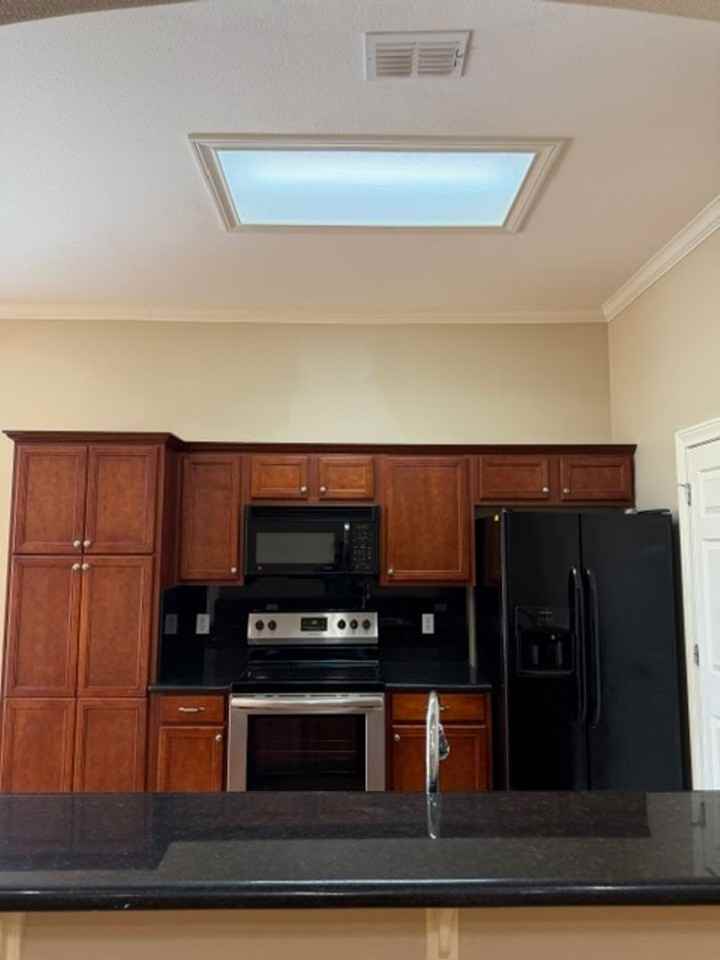 614 S Excalibur St - Photo 6 of 21