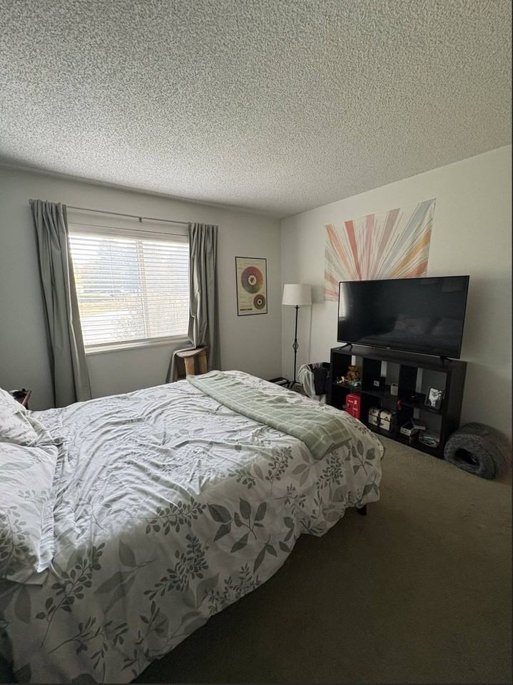 1705 Heatheridge Rd #G203 - Photo 6 of 8