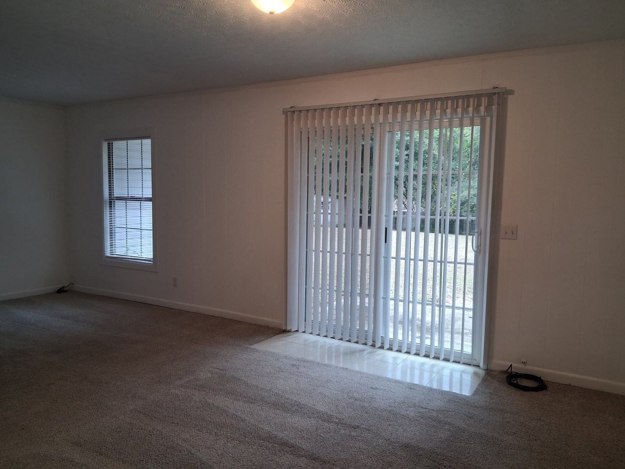 165 Karen Ct - Photo 6 of 12