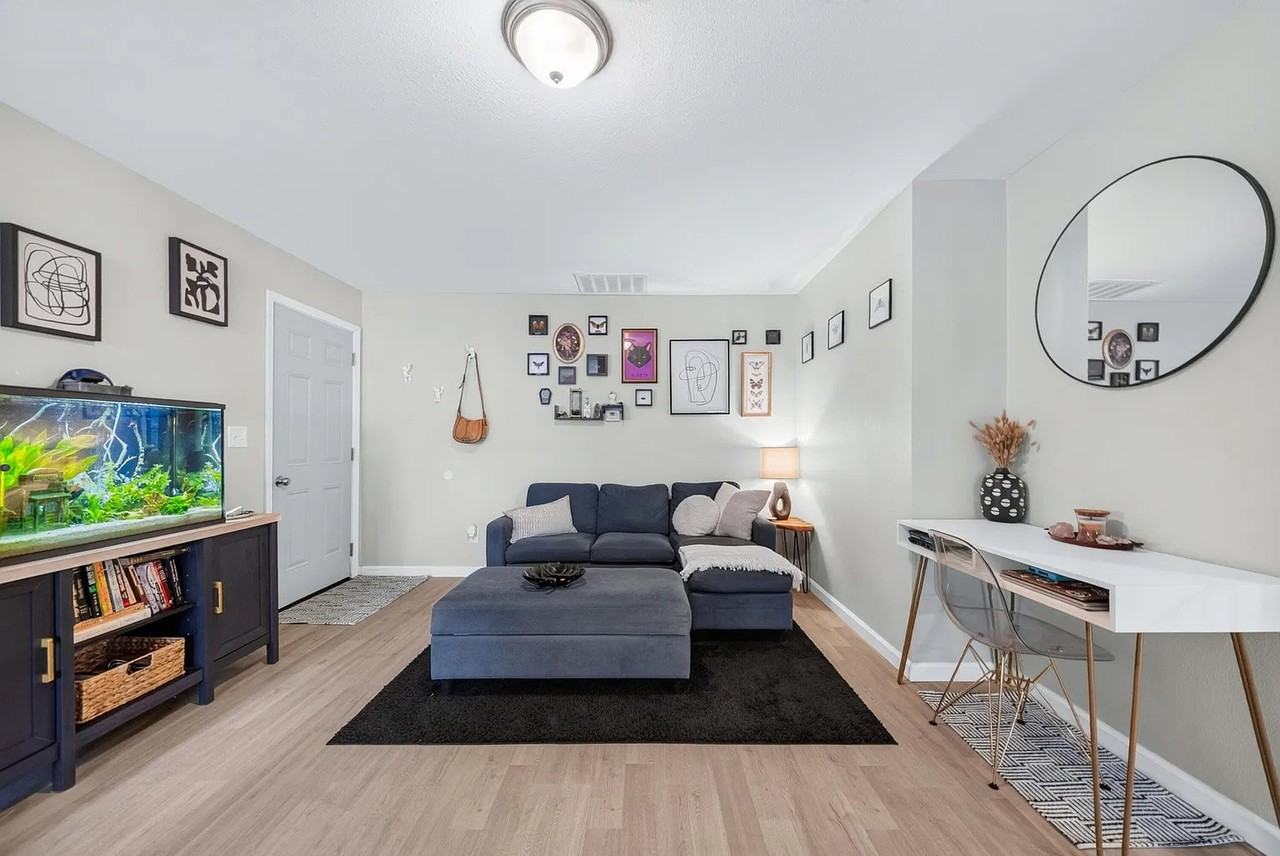 704 State St - Photo 4 of 29