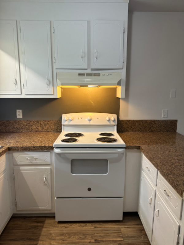 1923 Norwood St Sw #305 - Photo 5 of 35