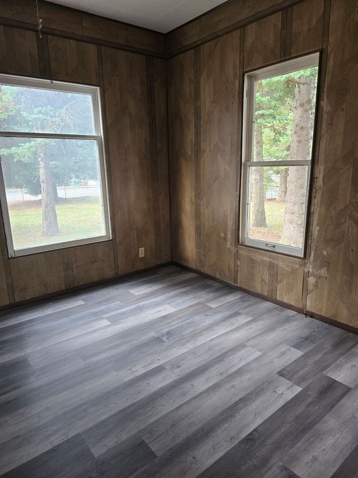 204 E Riverside Ave - Photo 3 of 5