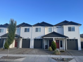 featured image of 323 Everett Way