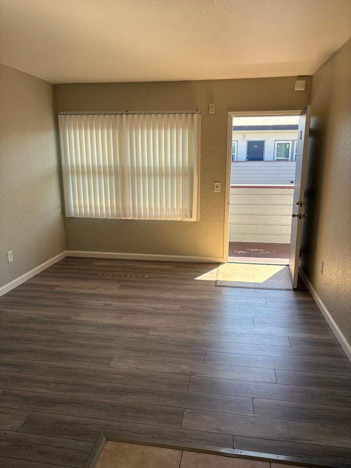 2555 Foothill Blvd #304 - Photo 2 of 7