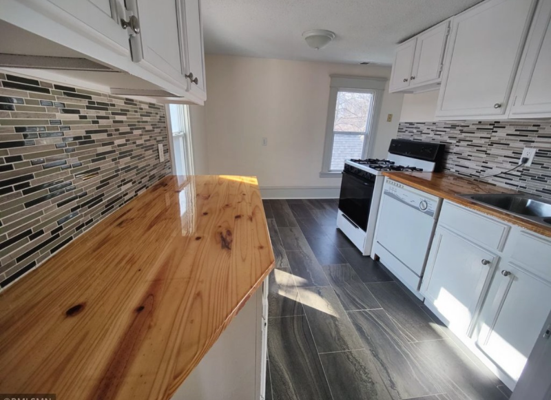 2300 Madison St Ne #2 - Photo 2 of 15