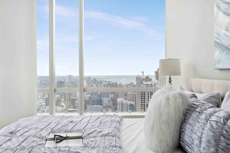 226 N Clark St #1815 - Photo 4 of 20