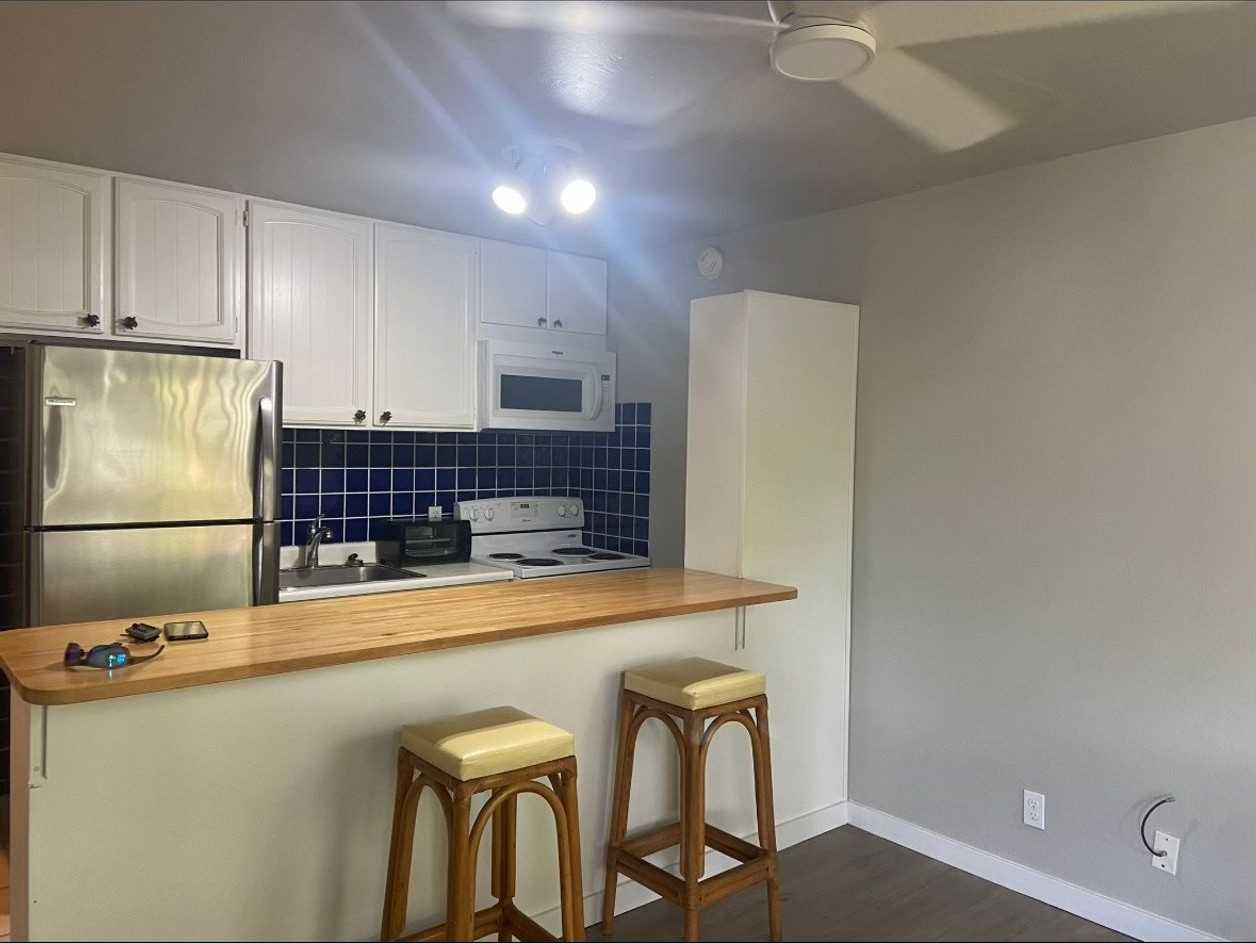 2136 Konou Pl #101 - Photo 5 of 8