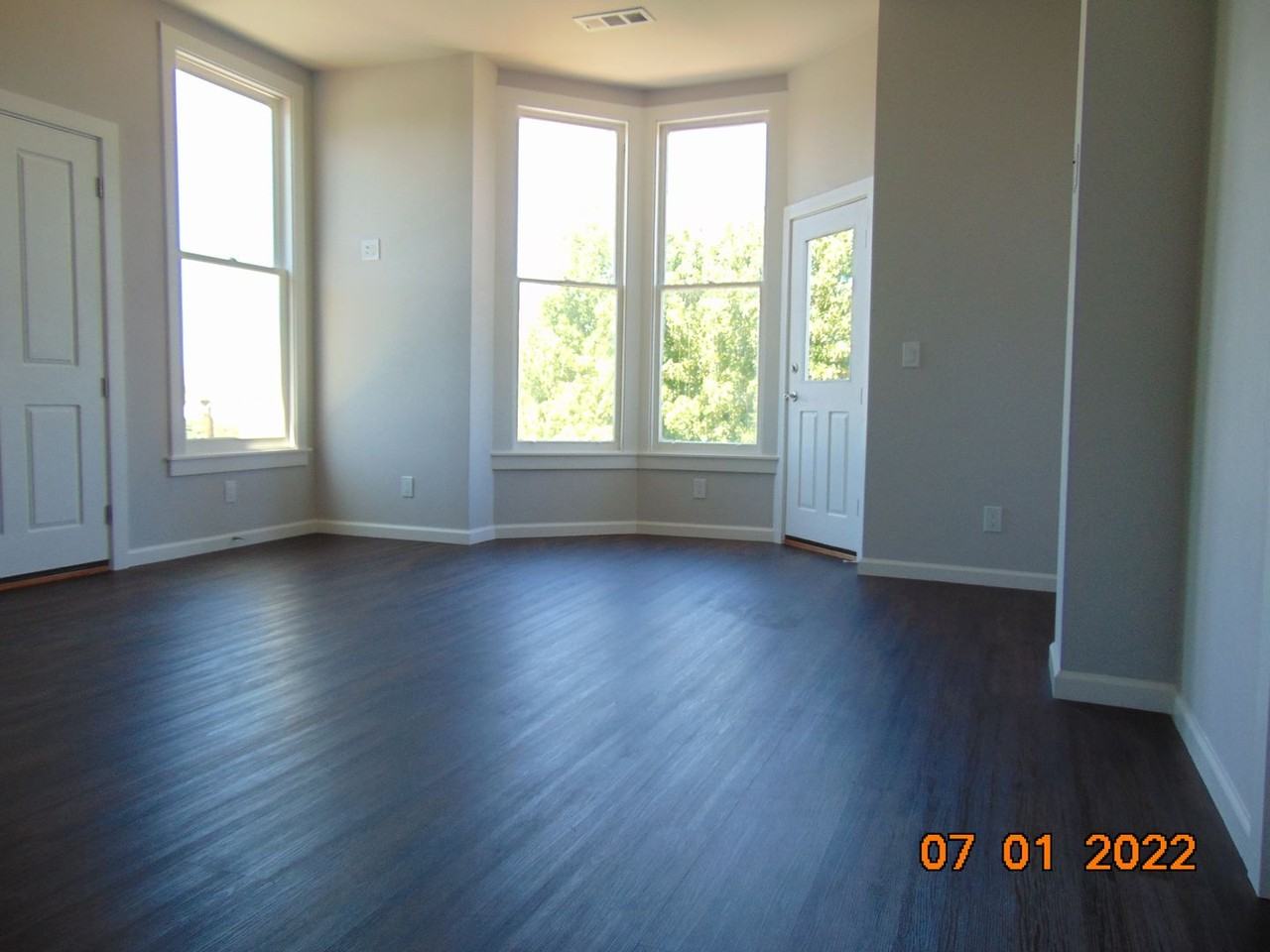 503 Richardson St - Photo 2 of 8