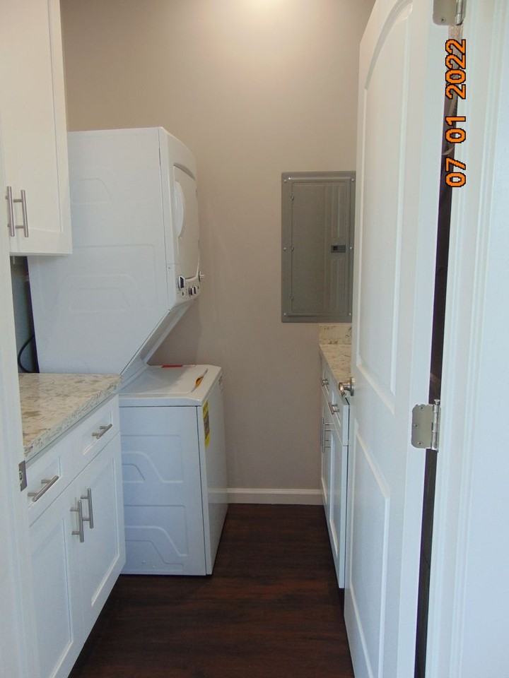 503 Richardson St - Photo 6 of 8