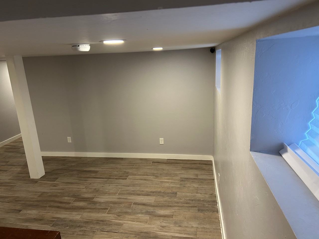 1843 Ne 26th St - Photo 5 of 9