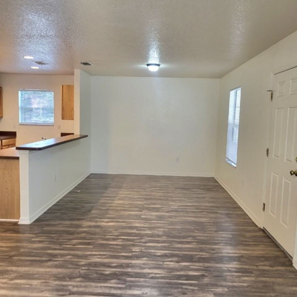 14648 Futch St - Photo 5 of 18