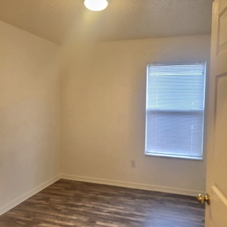 14648 Futch St - Photo 7 of 18