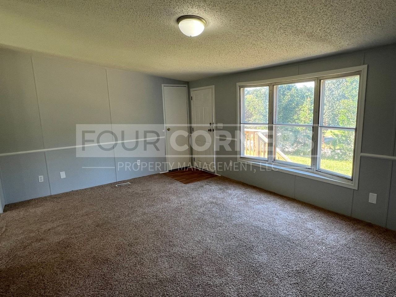 173 Verdeen Dr - Photo 2 of 10
