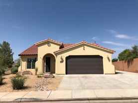 221 E Munich Dr - Photo 1 of 1