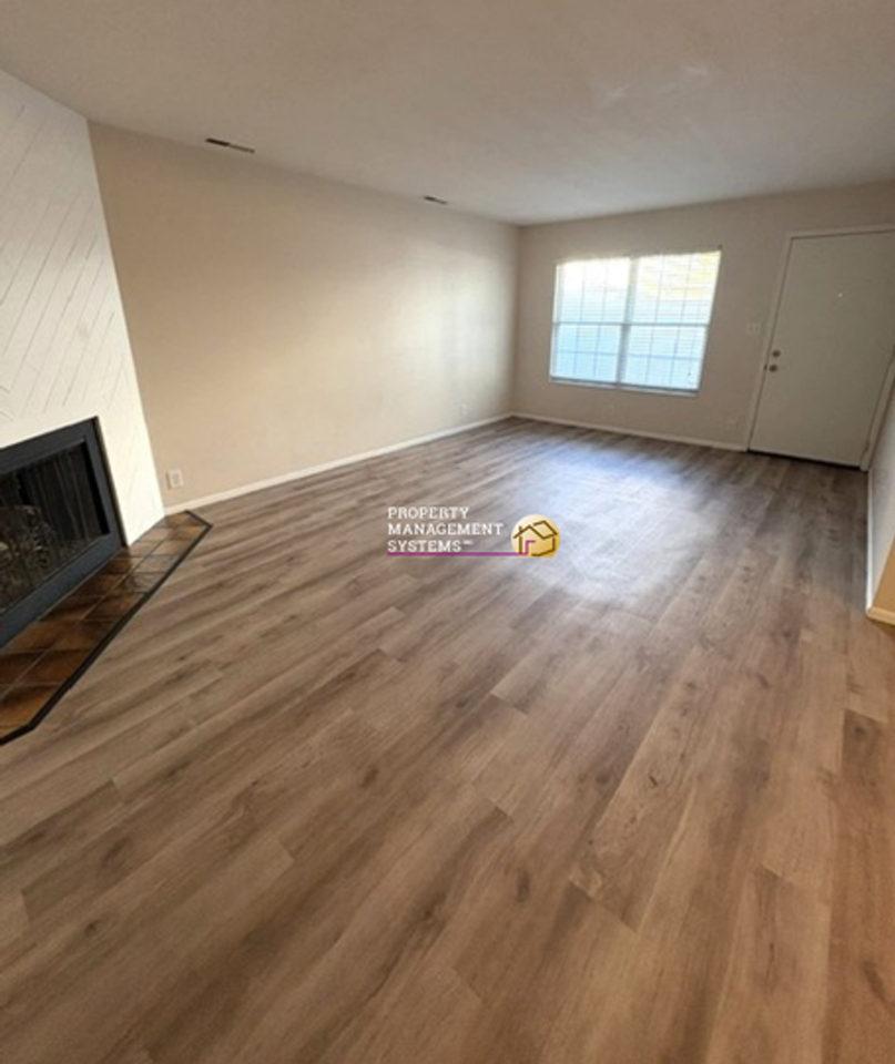 601 E 4010 S - Photo 7 of 39