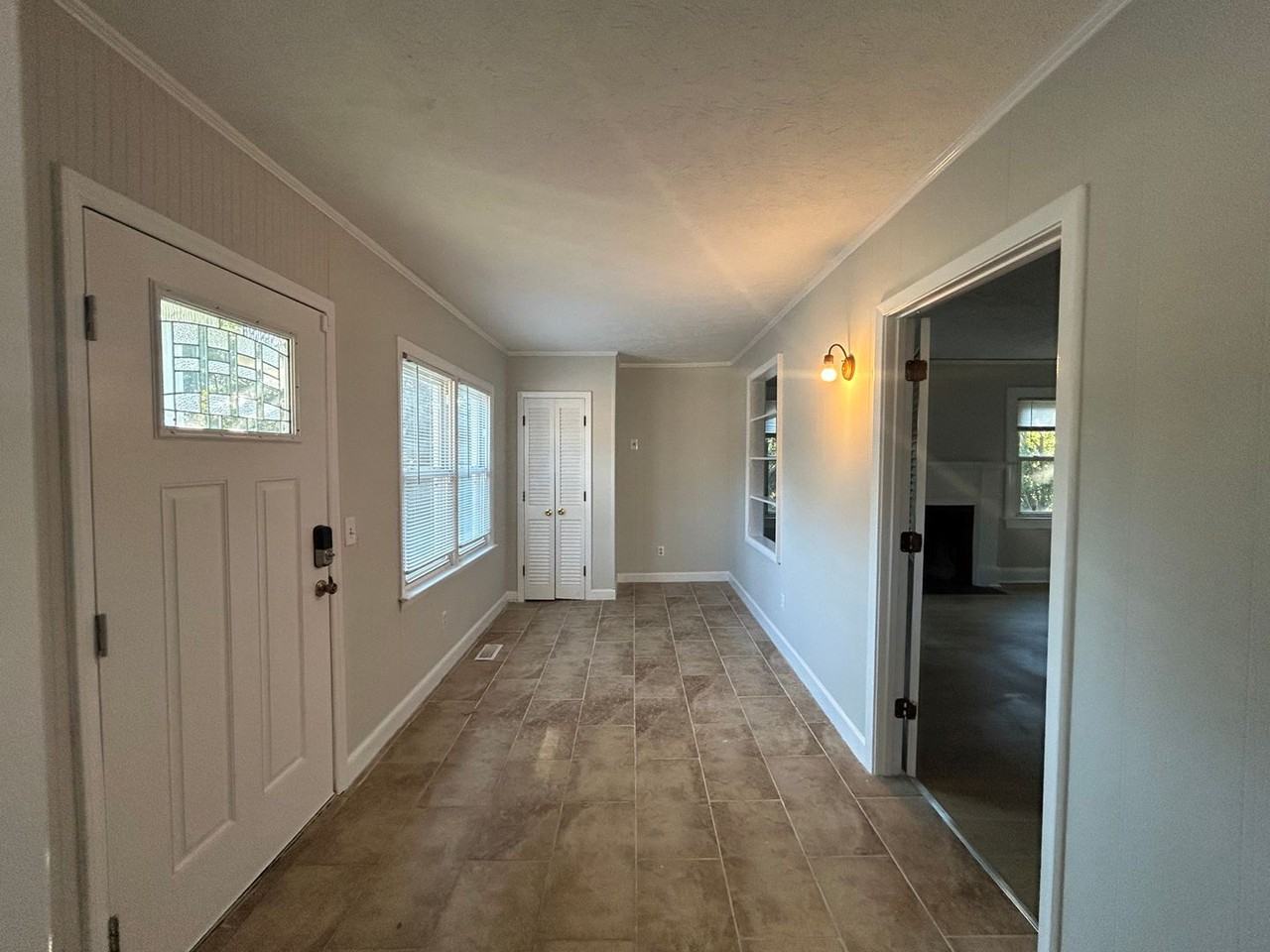 1607 Ramsey St - Photo 3 of 28