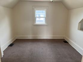 Teneyck - 1423 - Photo 1 of 1