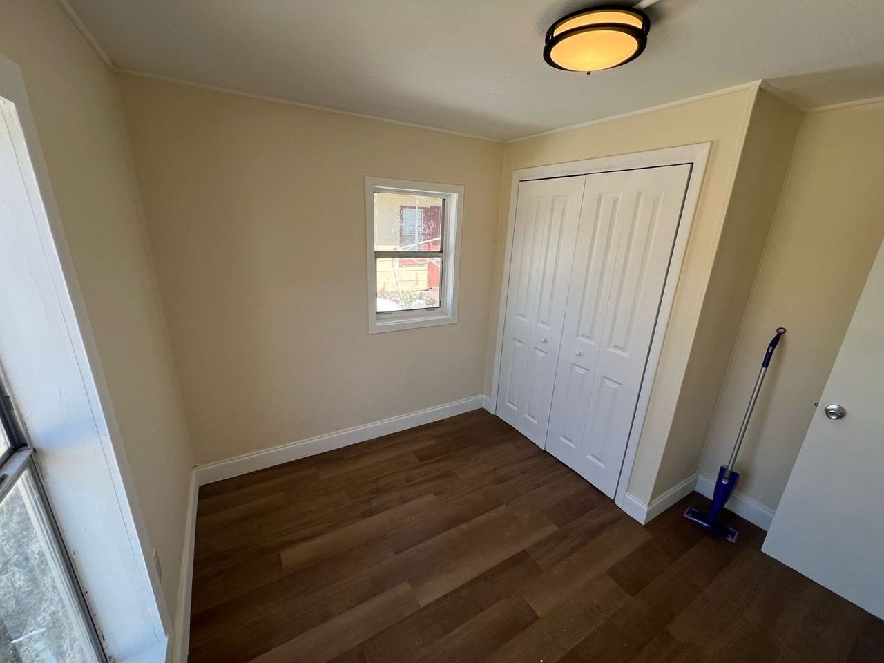 512 N 27th St - Photo 6 of 6