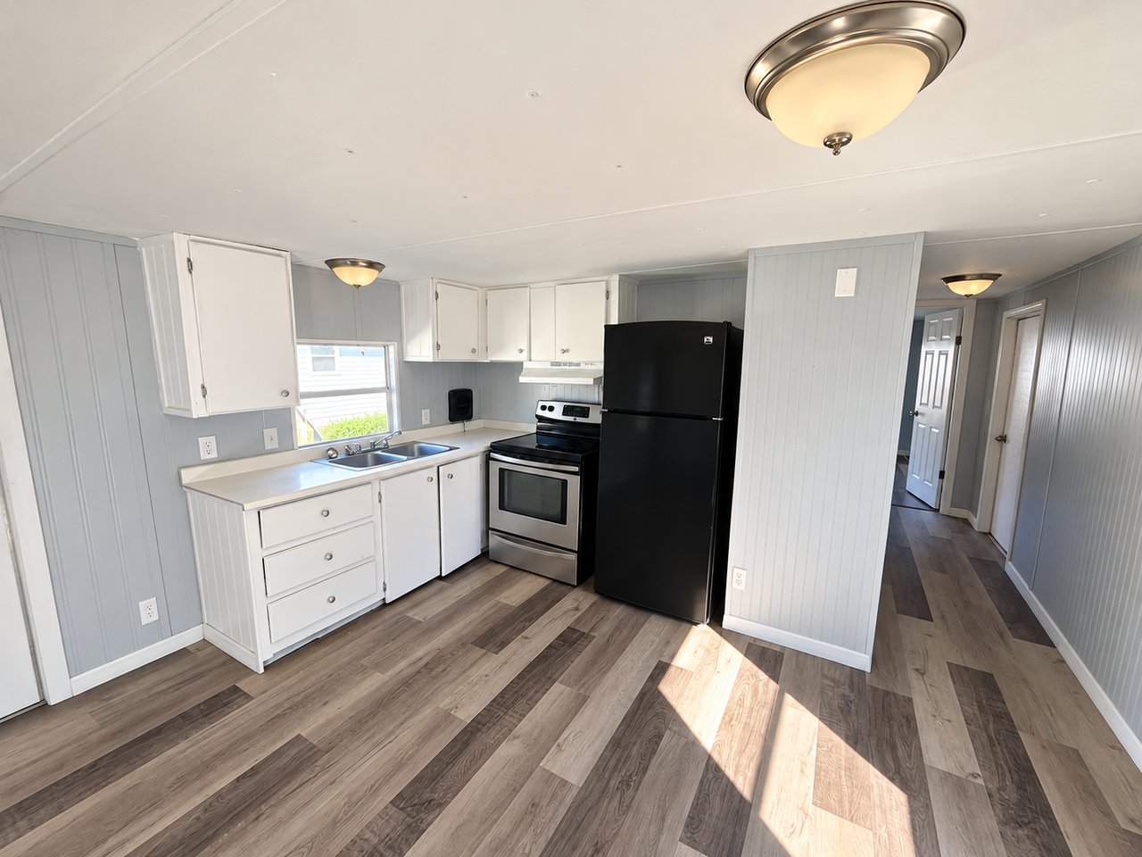 307 Camellia Ln - Photo 4 of 7