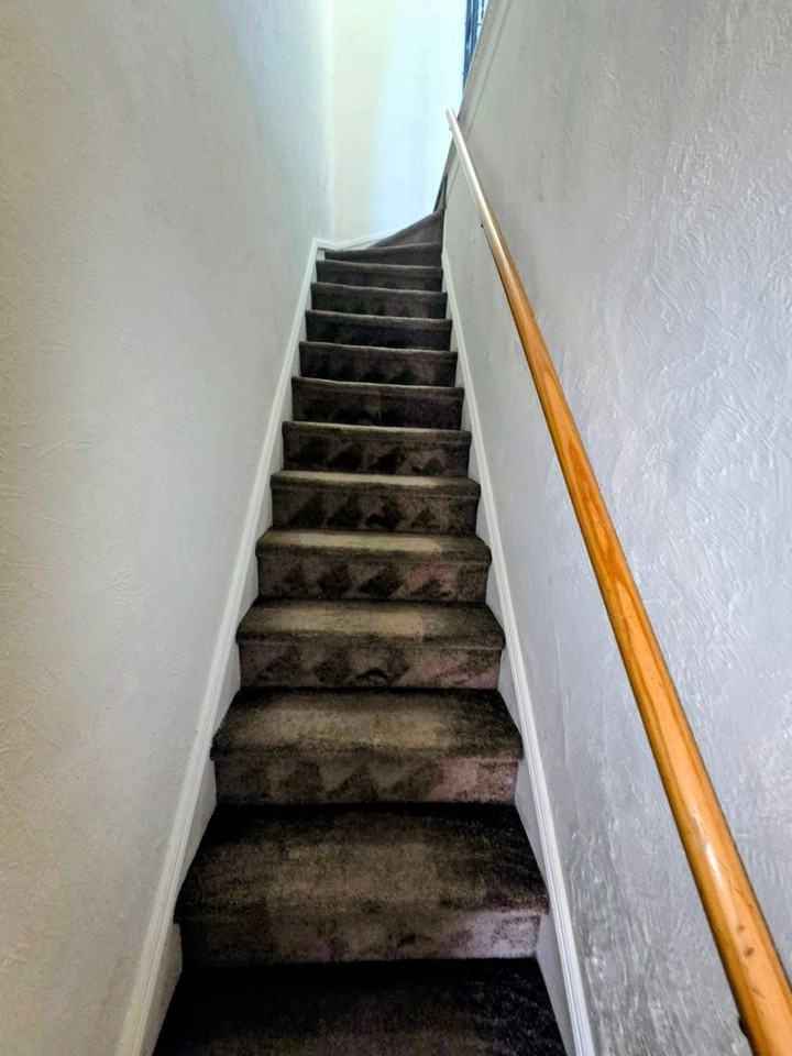 917 N 5th St - Photo 2 of 16
