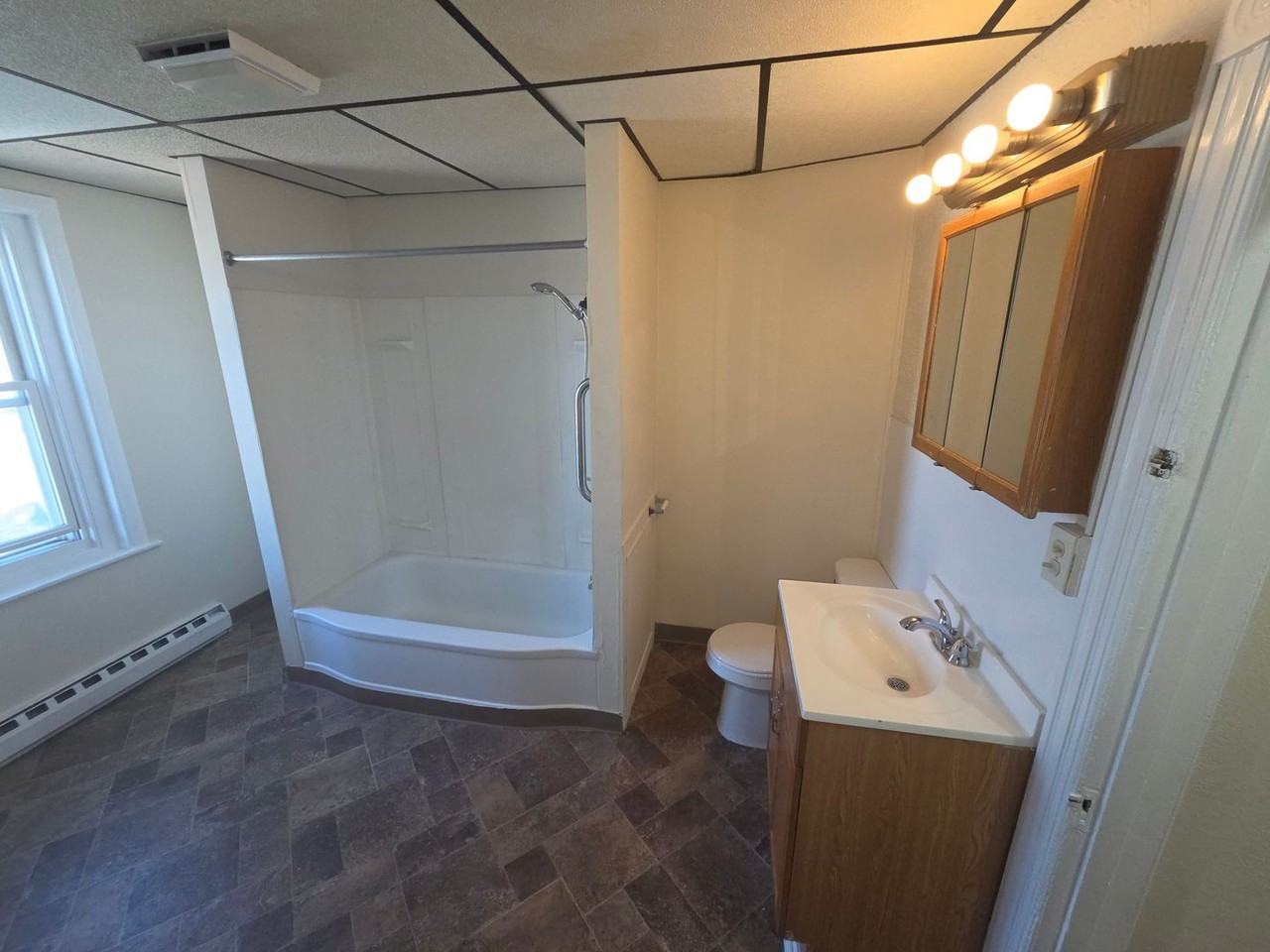 917 N 5th St - Photo 3 of 16