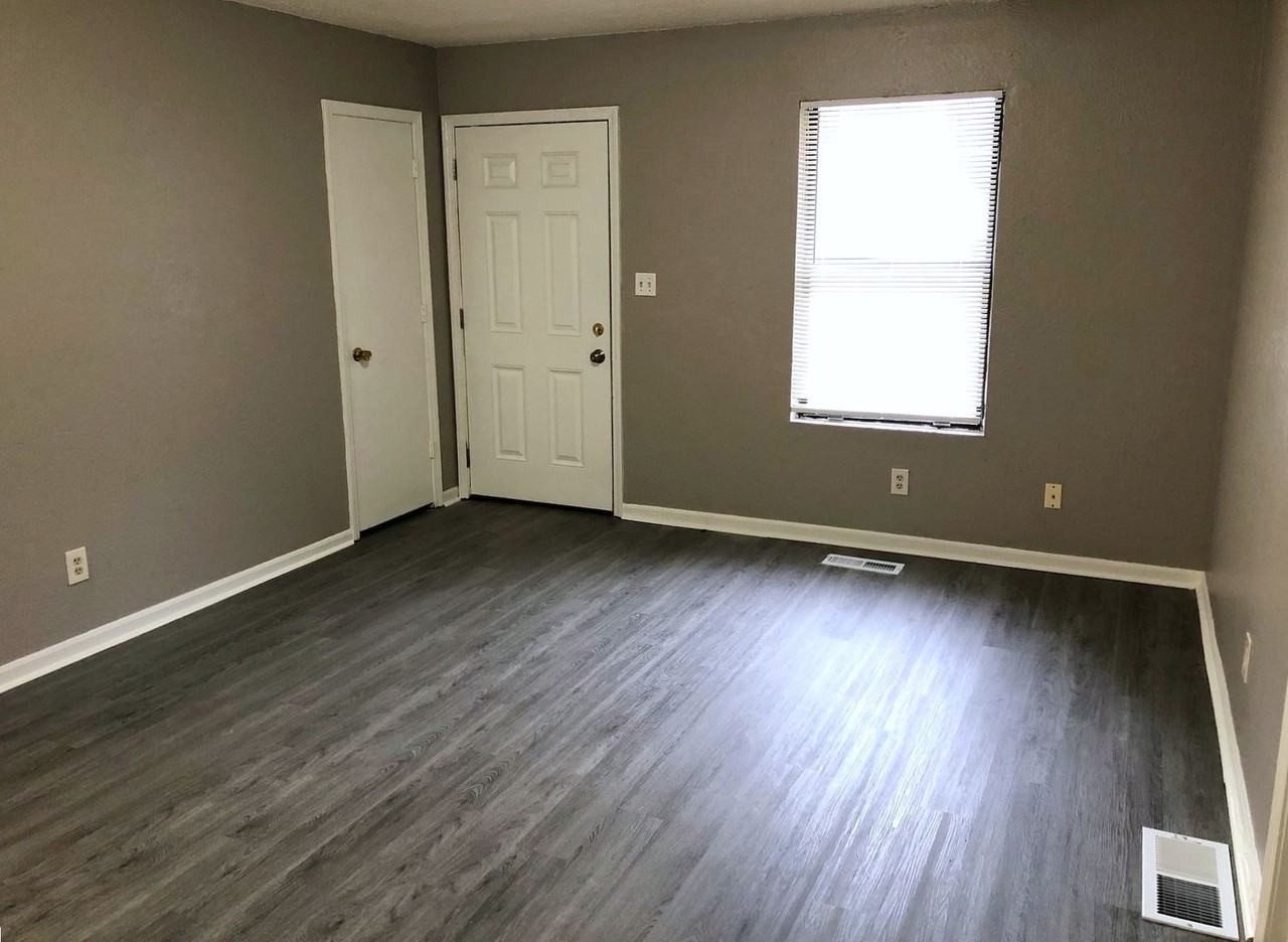 418 Pottawatomie St - Photo 2 of 11