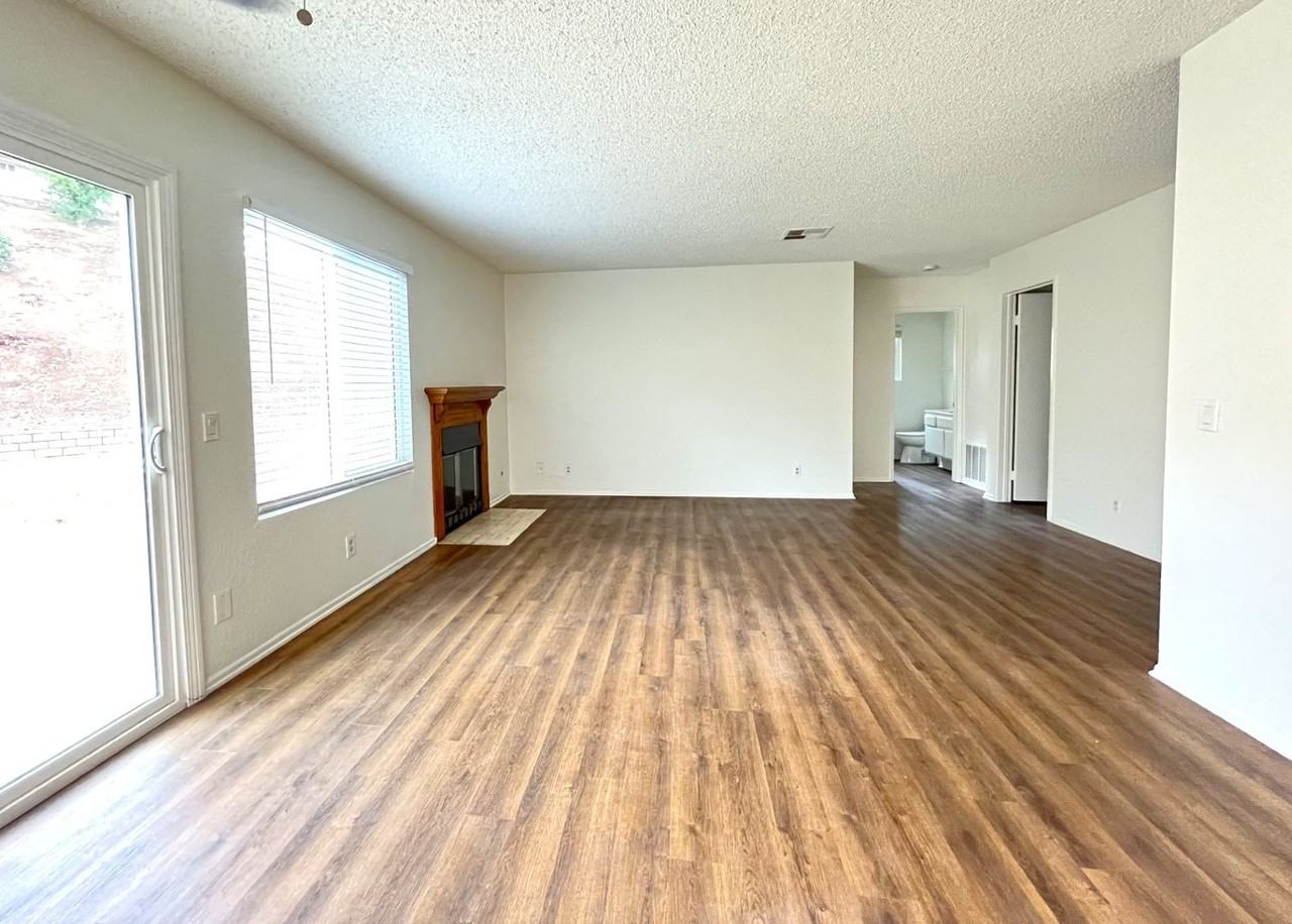 1440 Pochard Cir - Photo 7 of 50