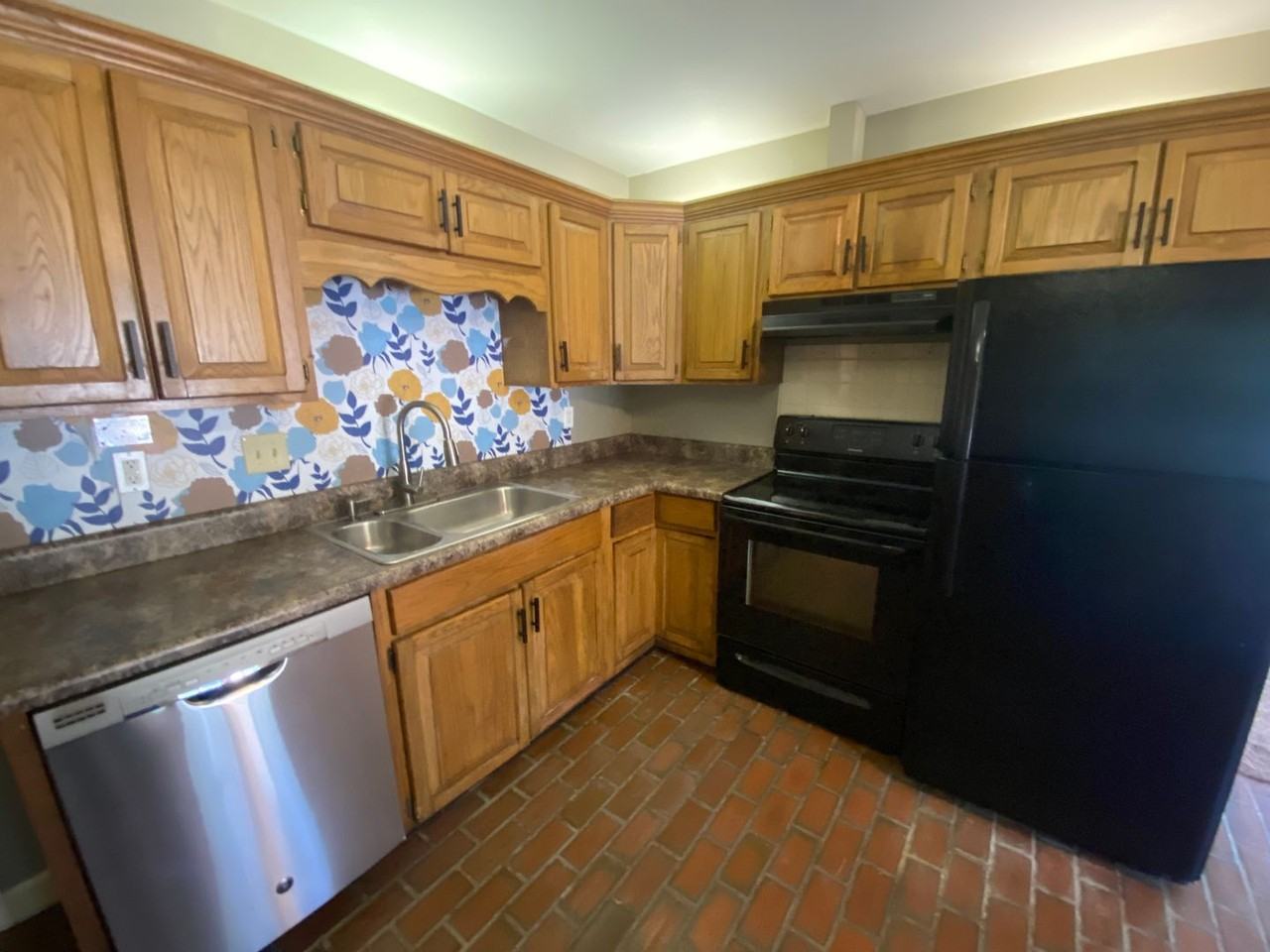 1407 Elmdale Pl - Photo 4 of 14