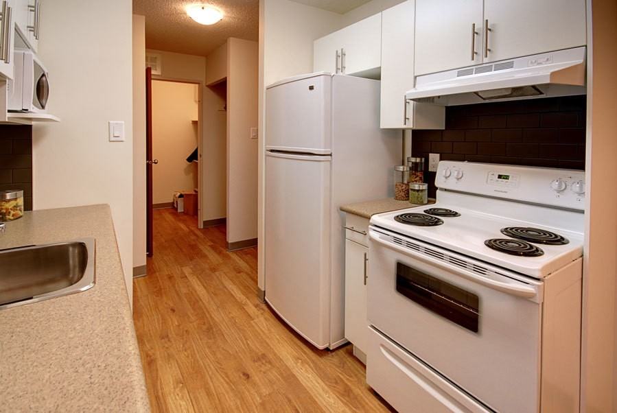66 Killarney Ave - Photo 2 of 45