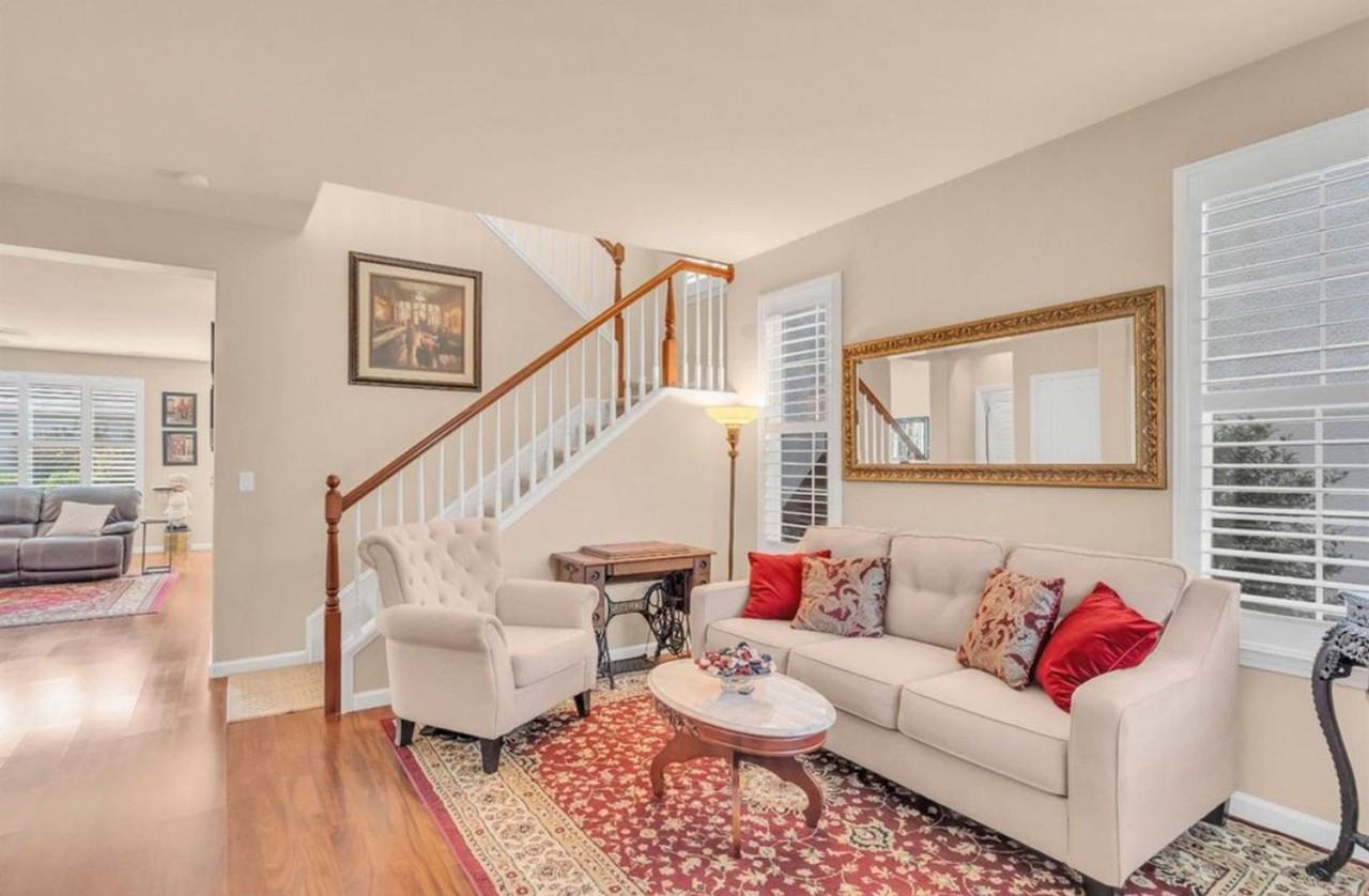 3217 Monument Dr - Photo 4 of 24