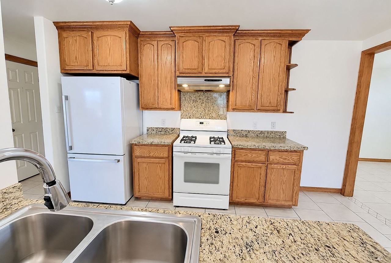 803 S New Mexico St - Photo 4 of 8