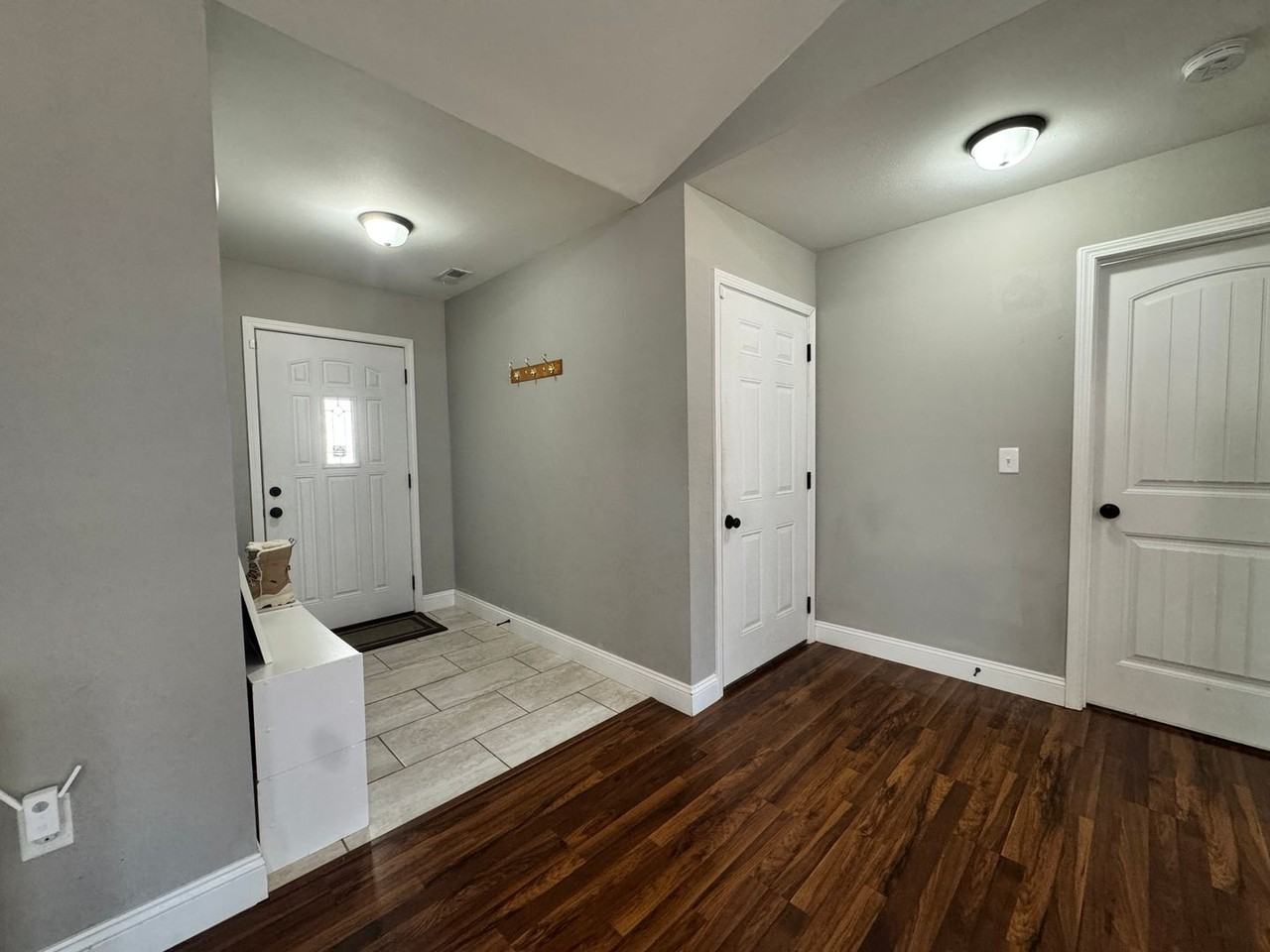 126 Mary Catherine - Photo 3 of 20