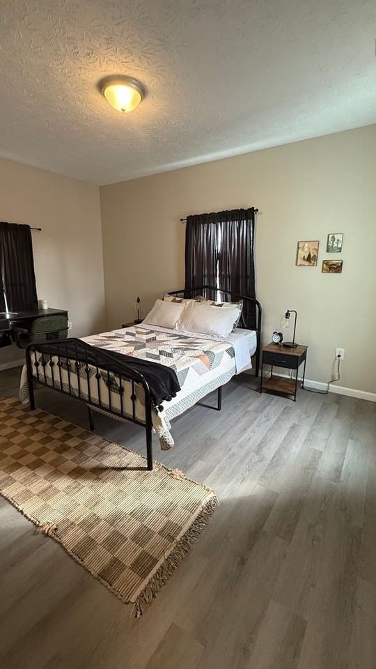 522 E 13th St - Photo 5 of 14