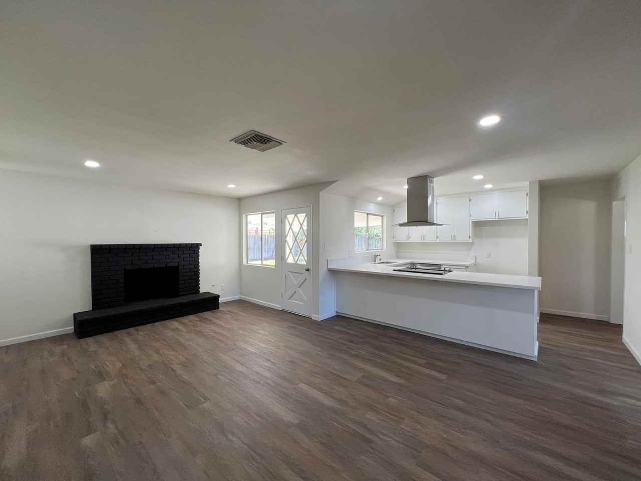 3909 Cork Ln - Photo 7 of 23