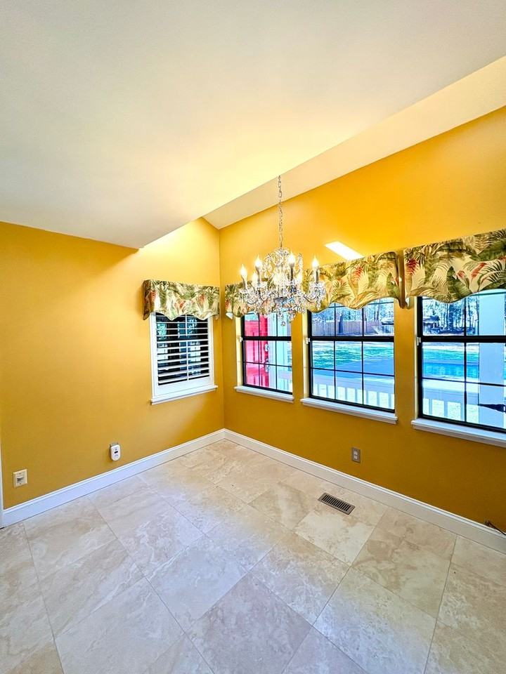 150 Palmetto Bluff Rd - Photo 3 of 45
