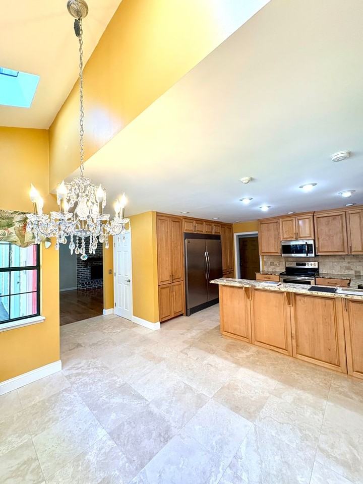 150 Palmetto Bluff Rd - Photo 4 of 45