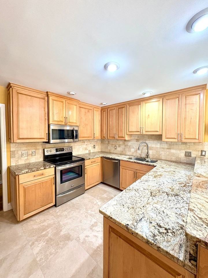 150 Palmetto Bluff Rd - Photo 6 of 45