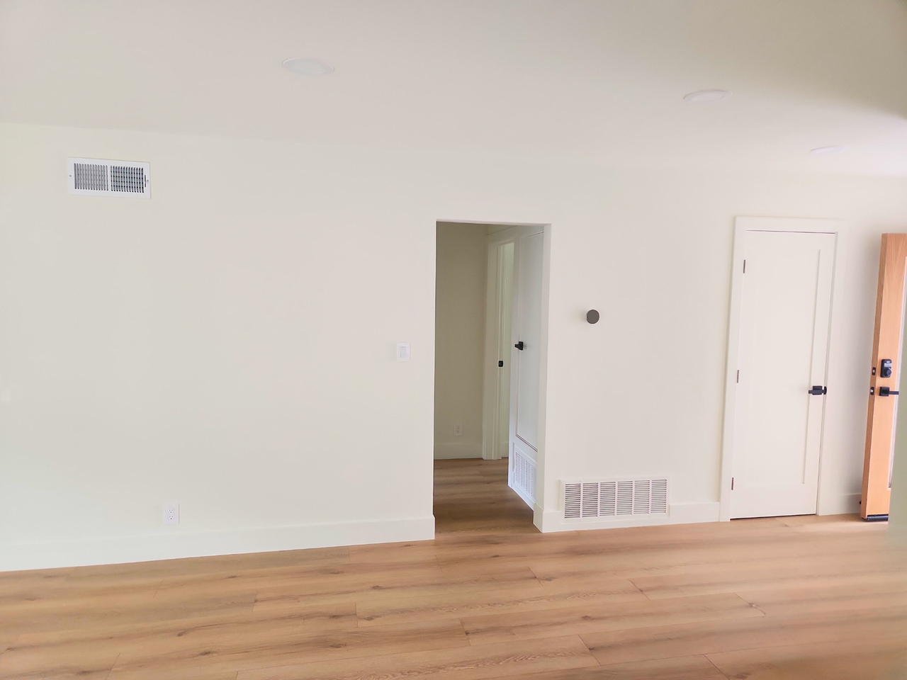 3930 Rose St - Photo 6 of 27