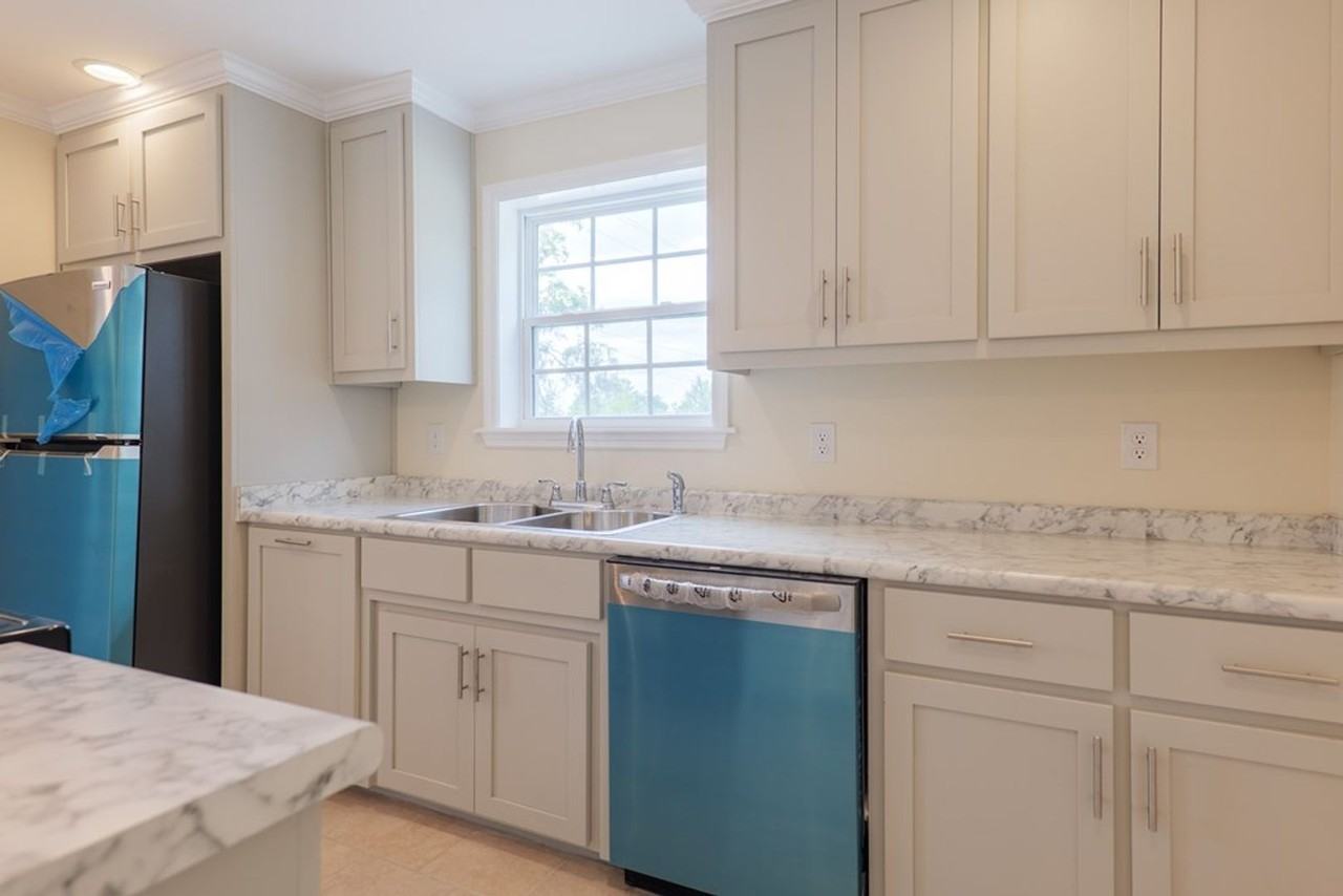 2 Berrien Ave - Photo 3 of 15